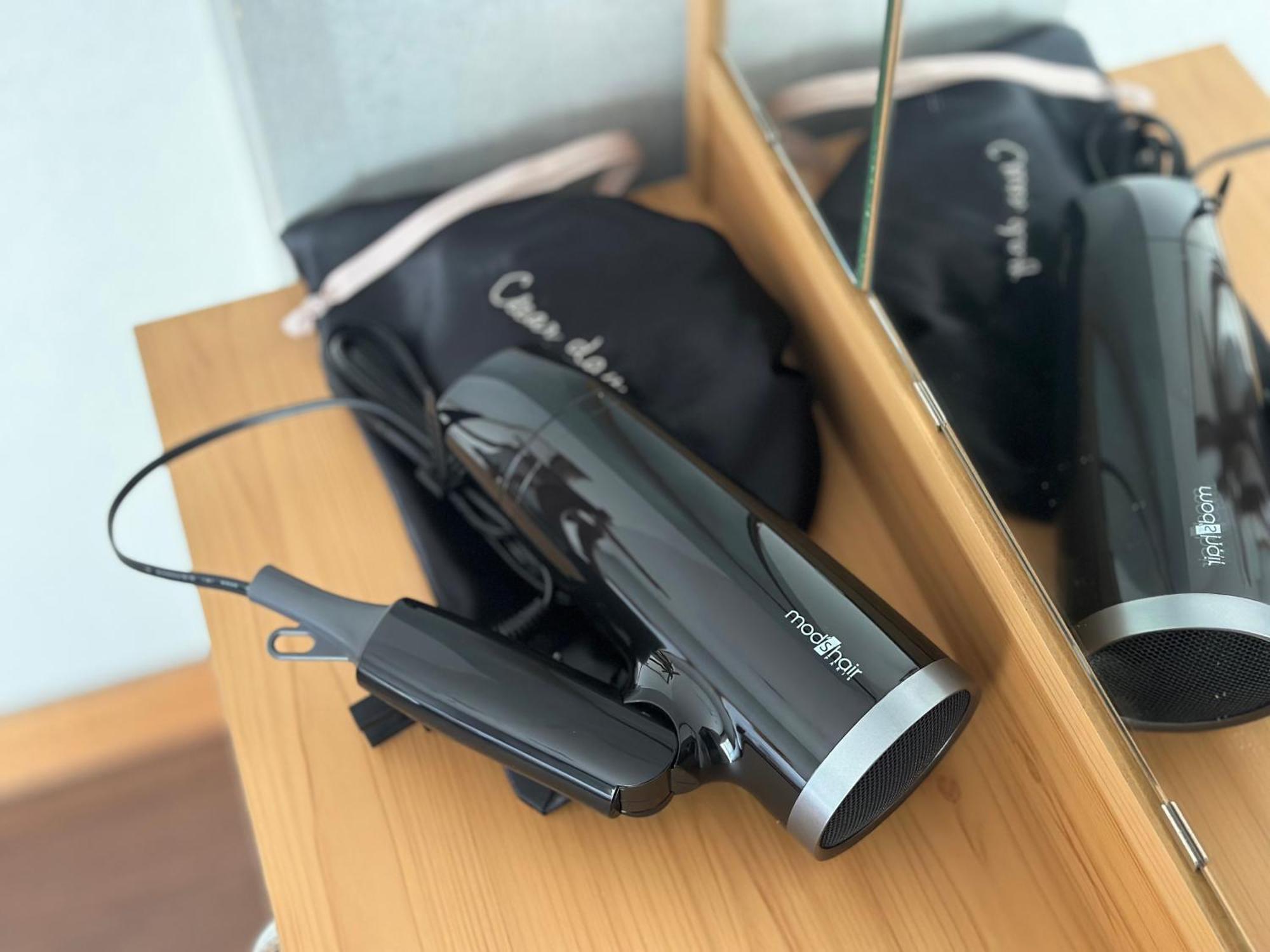 Travel&Book Hotel Hulatoncabin Takamatsu Eksteriør bilde